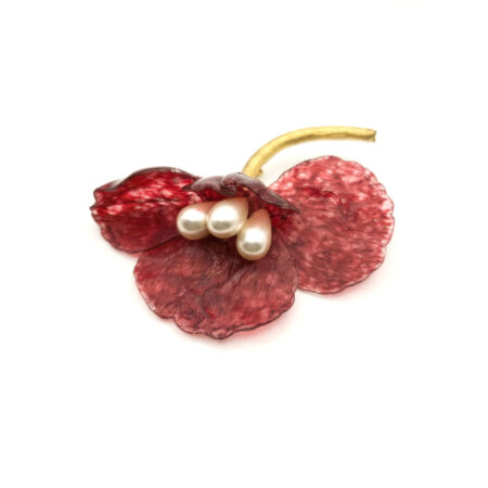fabrice_flower_brooch_france_0003_20241127_133418.dng